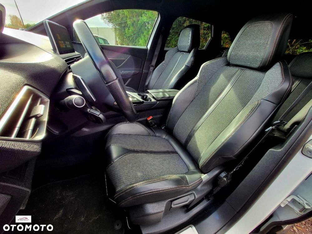 Peugeot 3008 2017 photo 5