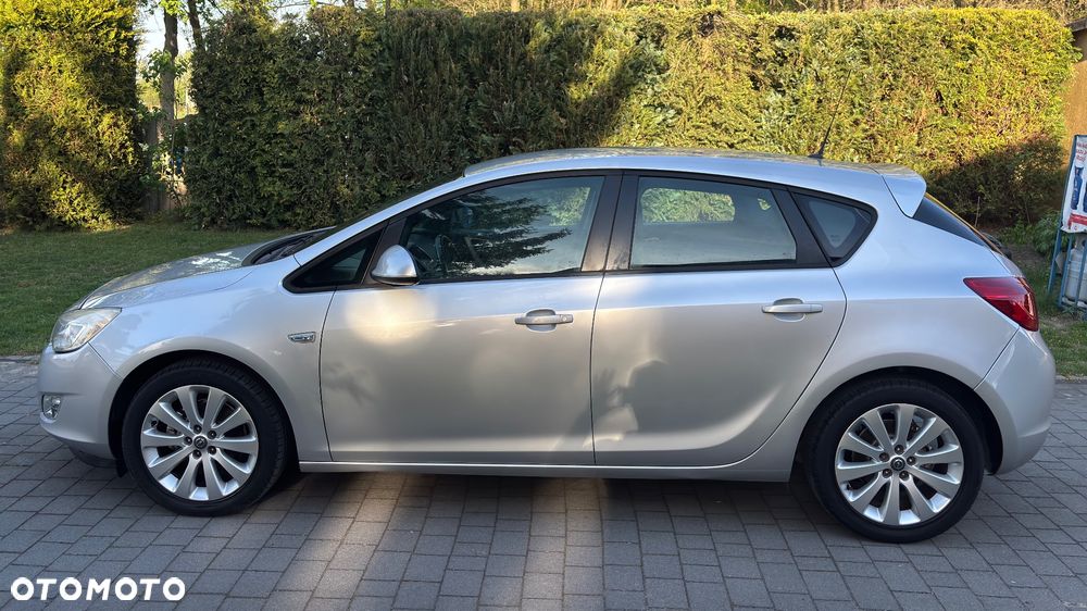 Opel Astra 1.6 Innovation - 11
