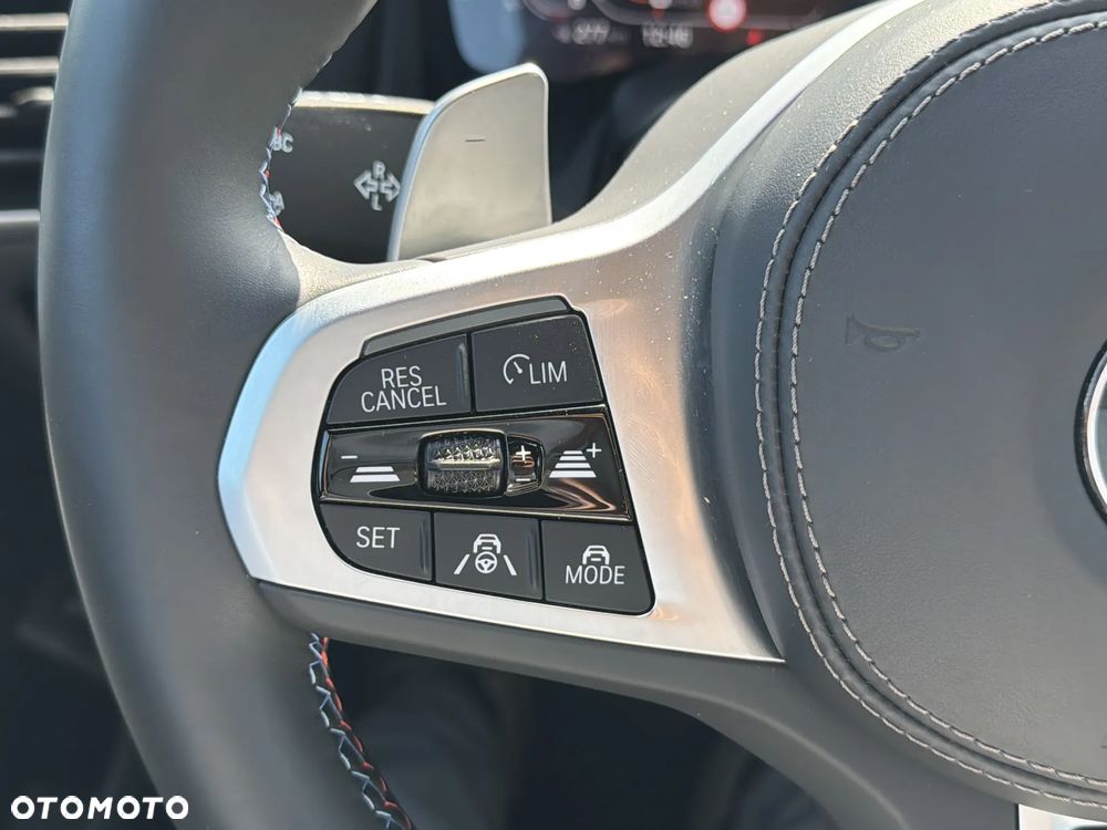 BMW Seria 8 M850i xDrive - 17