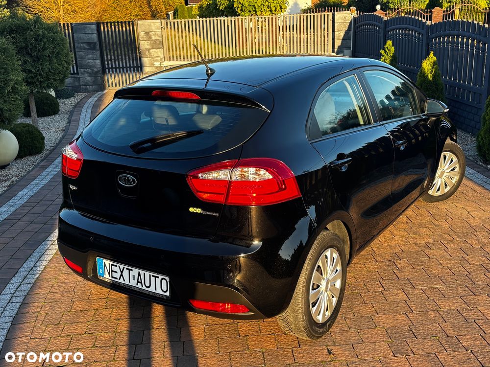 Kia Rio - 18