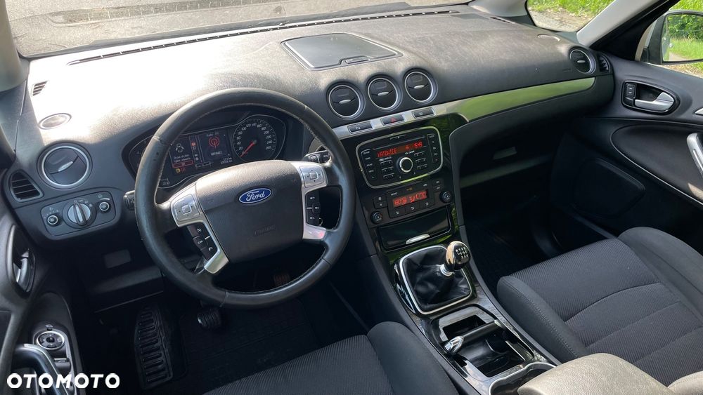 Ford S-Max 2.0 TDCi DPF Ambiente - 9
