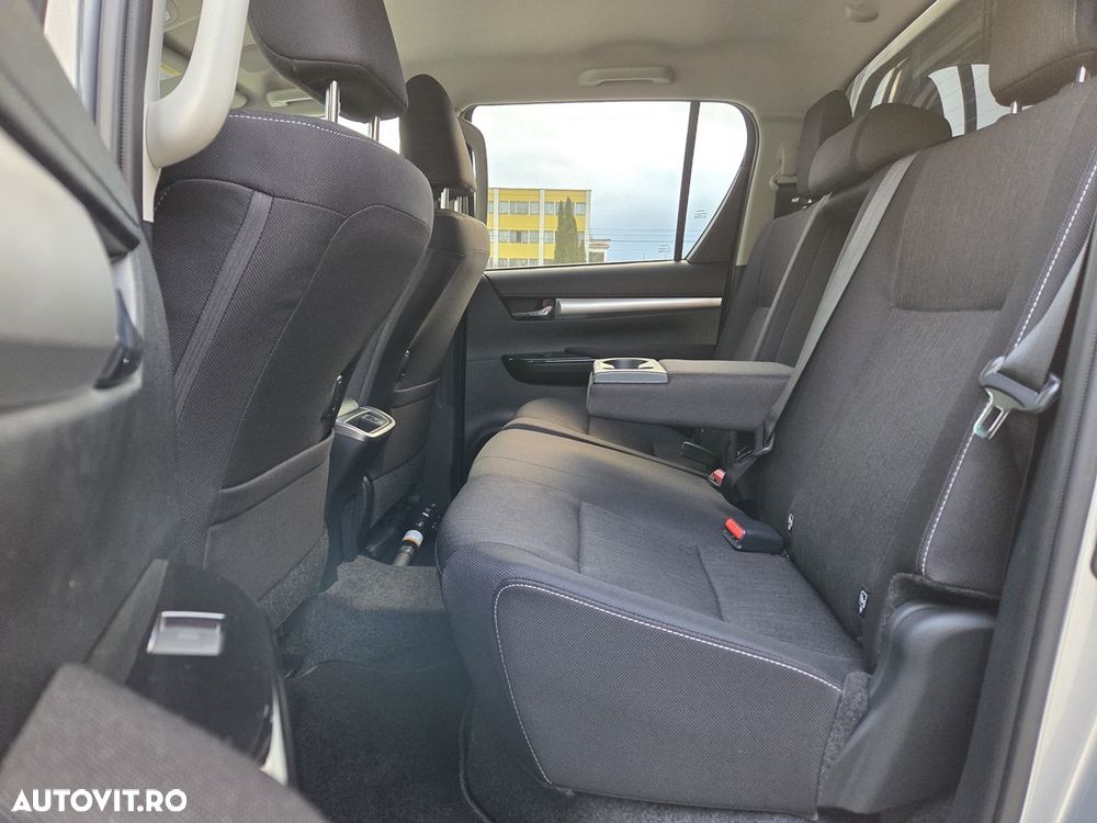 Toyota Hilux 4x4 Double Cab MHEV Autm. Executive - 9