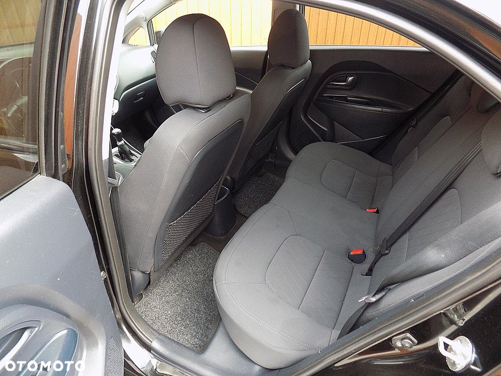 Kia Rio 1.2 Dream Team Edition - 6