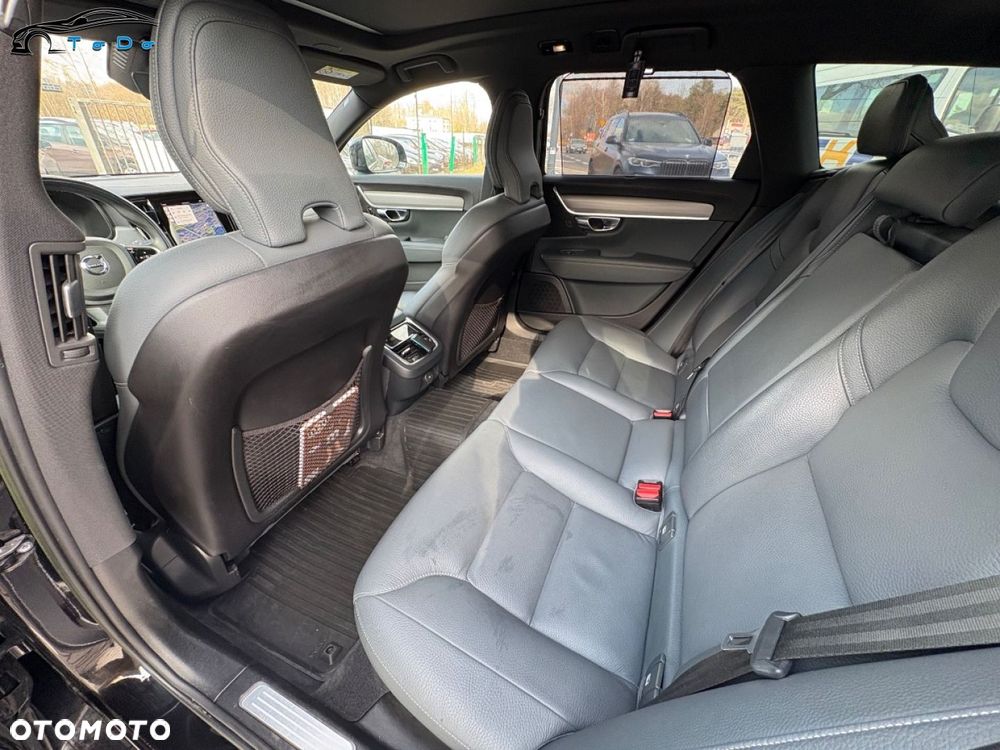 Volvo V90 Cross Country B5 D AWD Core - 21