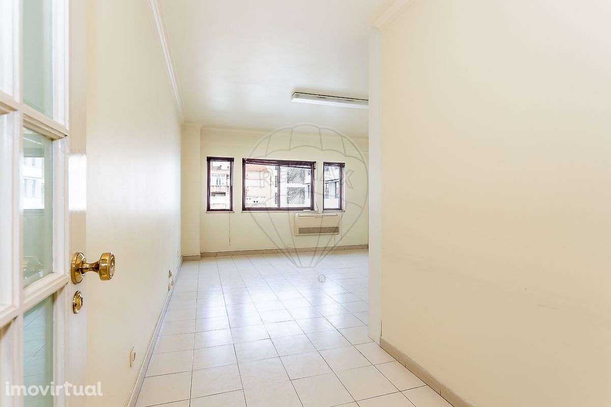 Escritório T1 para arrendamento - Grande imagem: 4/20