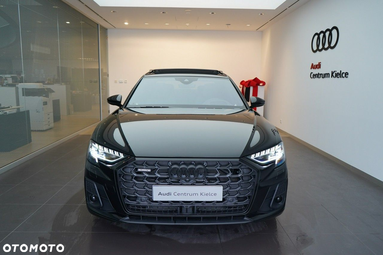 Audi A8 - 6