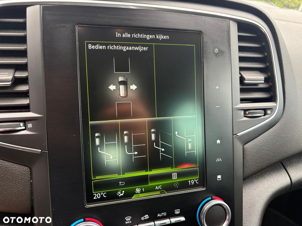 Renault Megane ENERGY TCe 115 Start & Stop Paris Business - 10