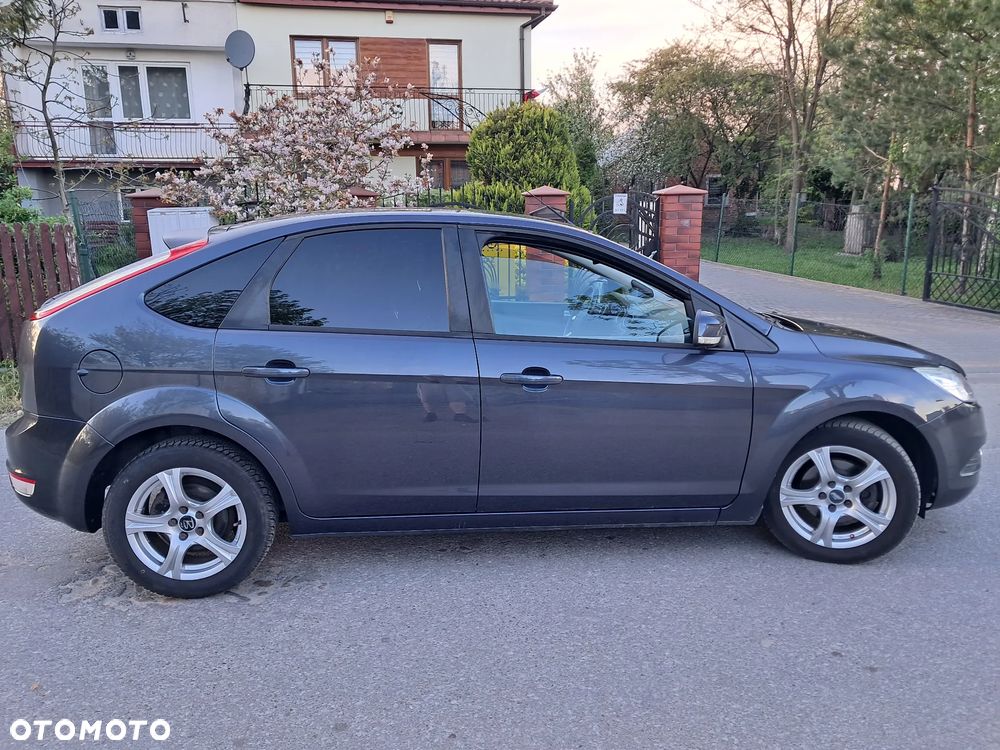Ford Focus 1.6 16V Ambiente - 3