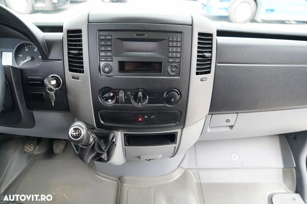 Mercedes-Benz SPRINTER 516 CDI / BASCULĂ DIN OȚEL - 3,5 M / CAMION BASCULĂ DIN OȚEL - 7 LOCURI / DOUĂ LOCURI / MANUALĂ / IMPORTATĂ - 28