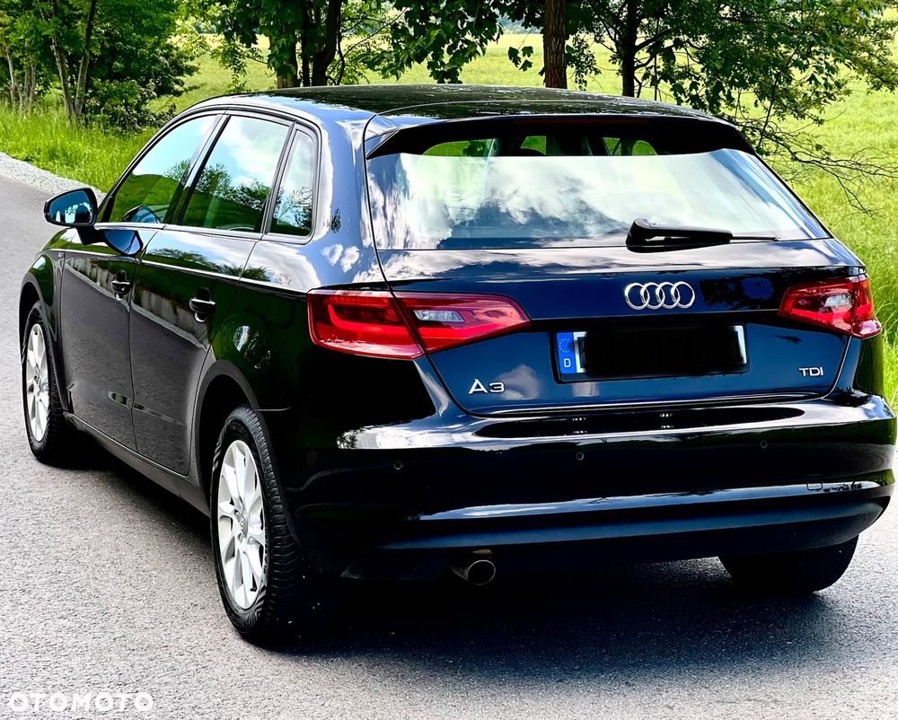 Audi A3 Sportback - 3