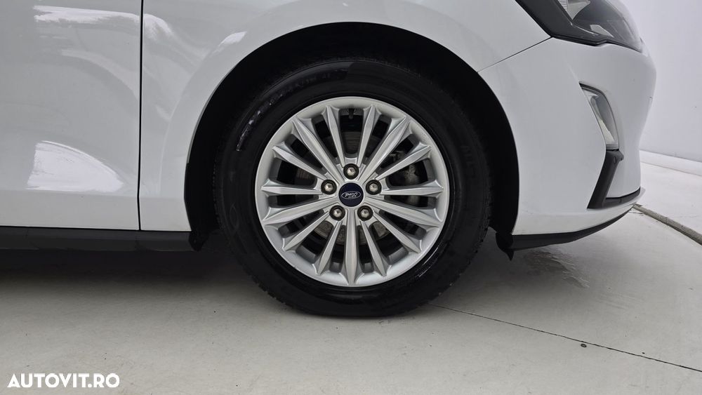 Ford Focus 1.0 EcoBoost Titanium - 23