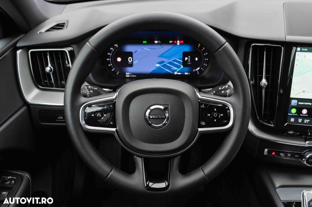 Volvo XC 60 B4 D AWD Plus Dark - 13