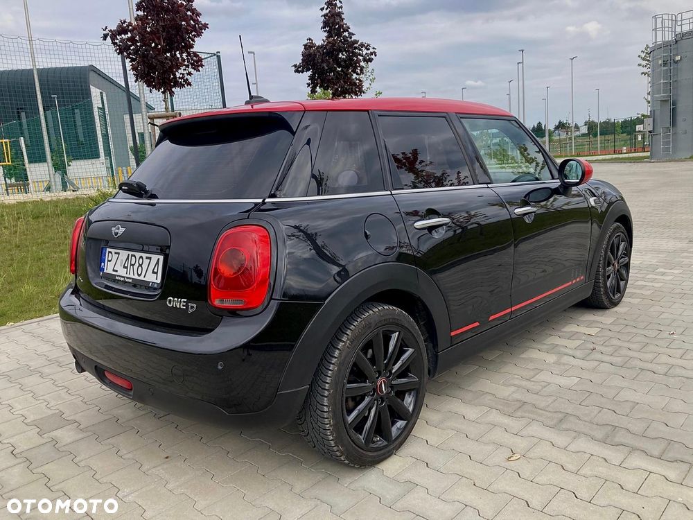MINI ONE D Blackyard - 22