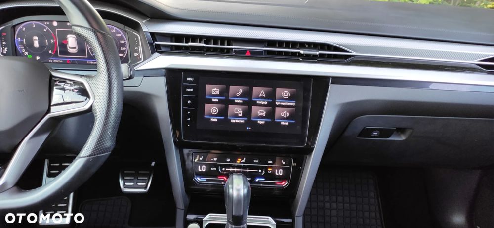 Volkswagen Arteon 2.0 TDI SCR DSG R-Line - 14