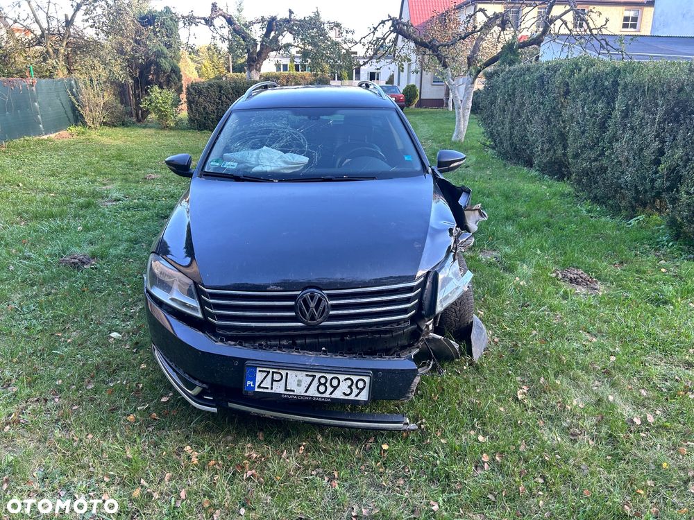 Volkswagen Passat 2.0 TDI DSG BlueMotion Technology Comfortline - 4