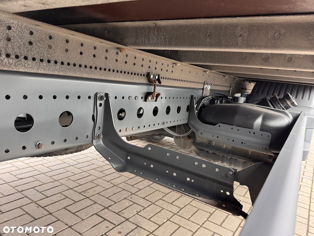 Mercedes-Benz ATEGO - 39