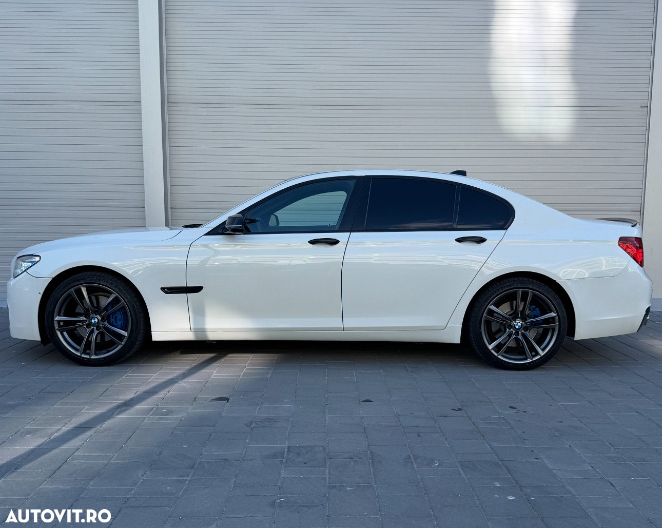 BMW Seria 7 - 10