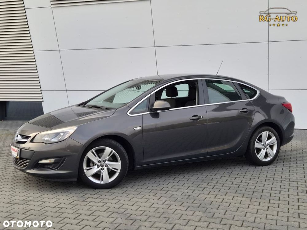 Opel Astra - 12