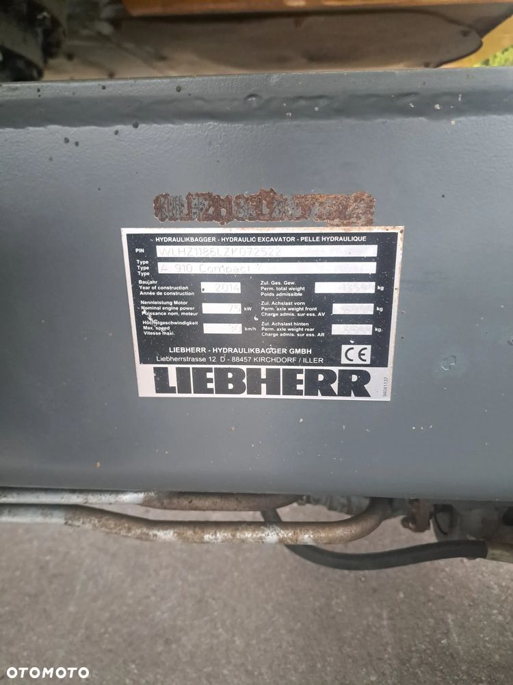 Liebherr 910 Compact - 13