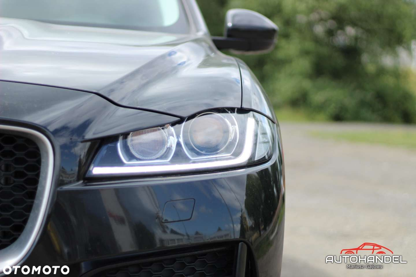 Jaguar F-Pace - 8
