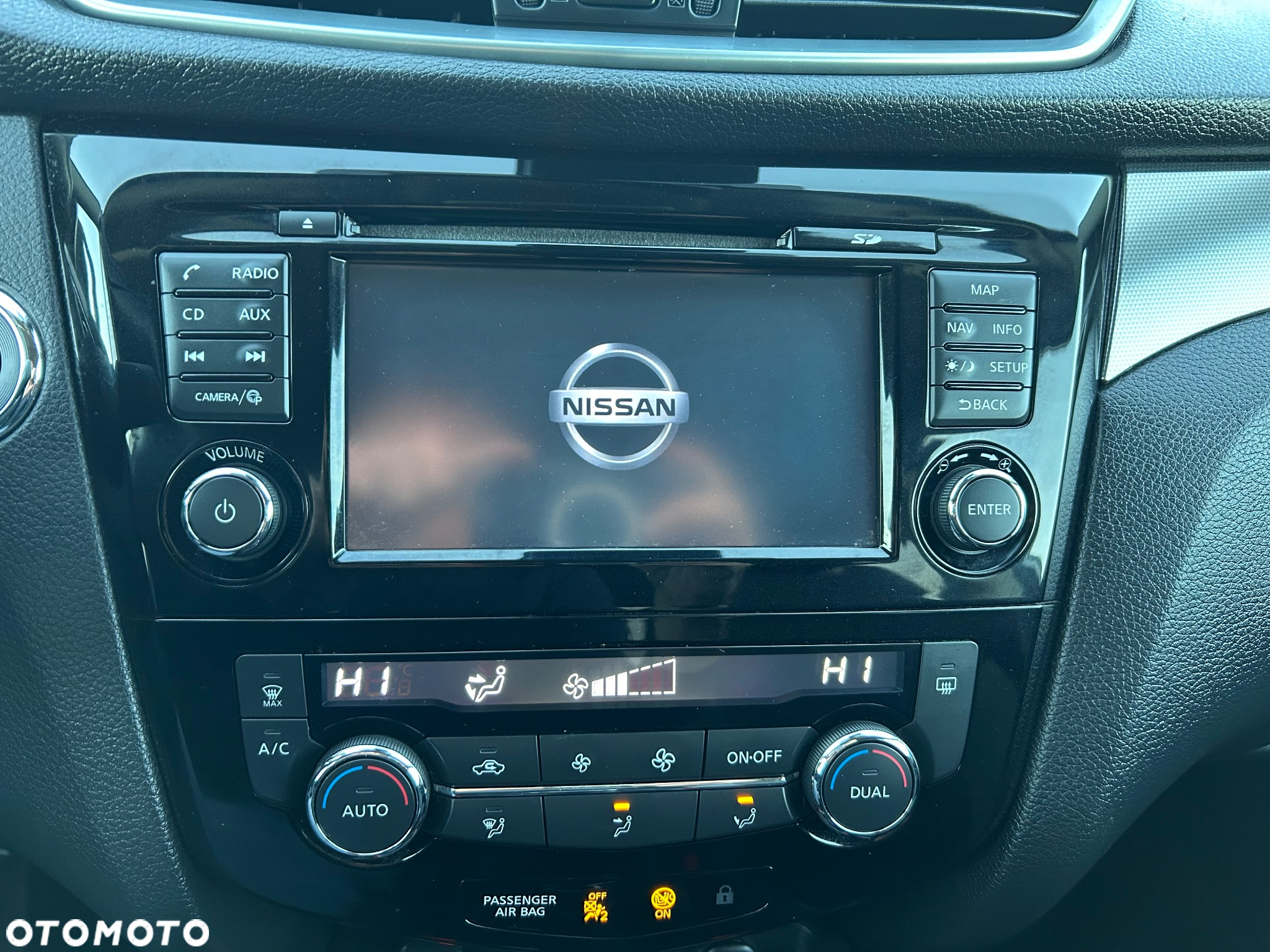 Nissan Qashqai 1.6 DIG-T N-Connecta - 9