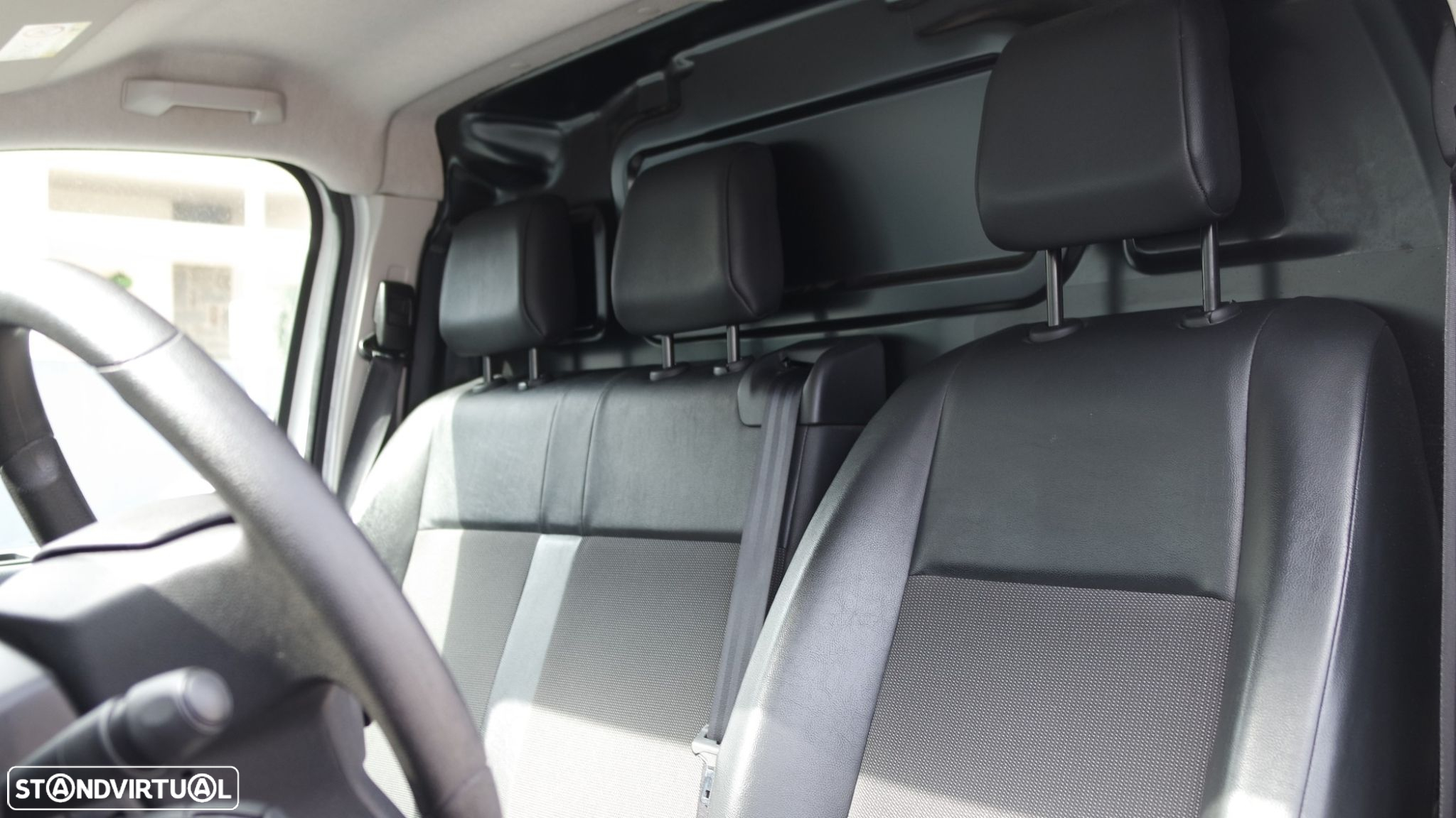 Opel Vivaro 1.5 CDTi L1H1 Essentia - 10