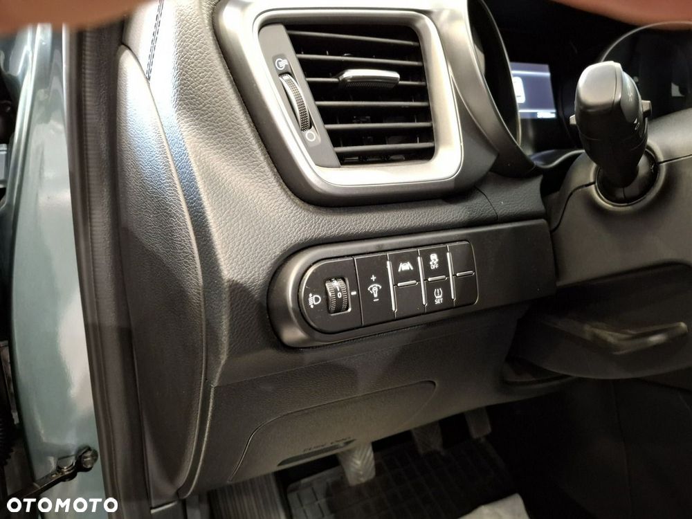 Kia Ceed 1.5 T-GDI M - 13