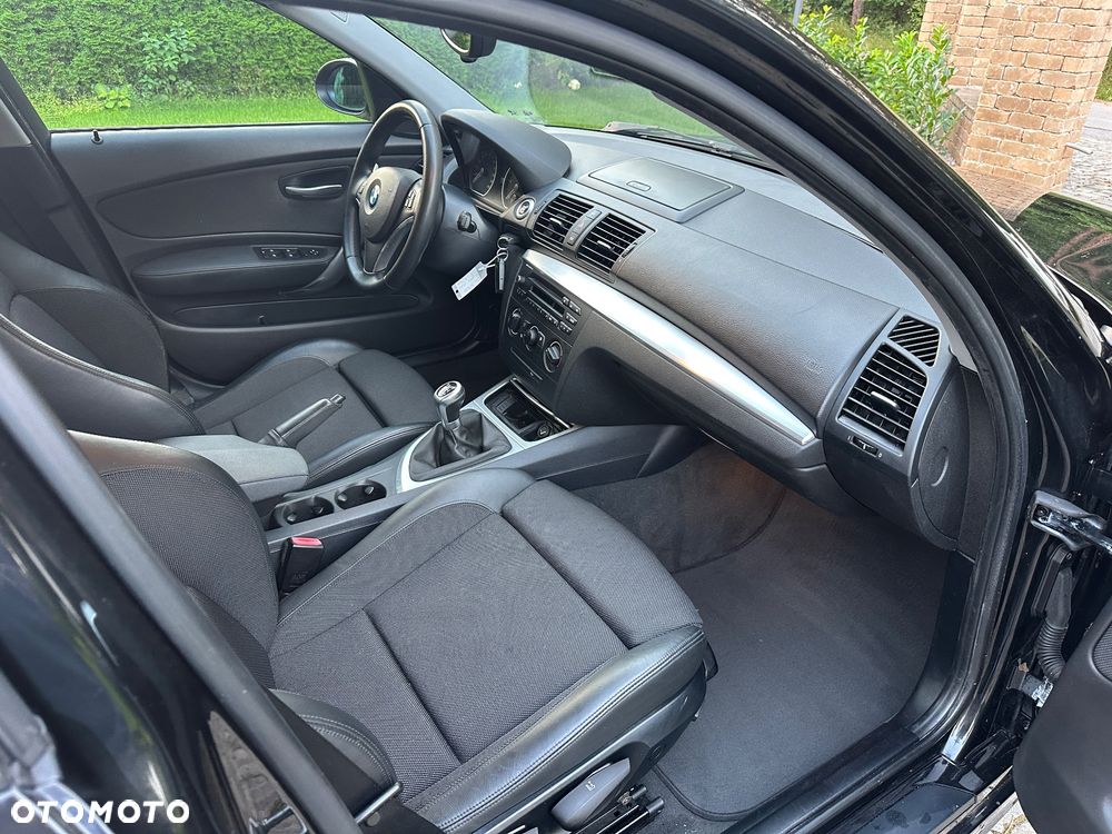 BMW Seria 1 118d DPF Edition Lifestyle - 15