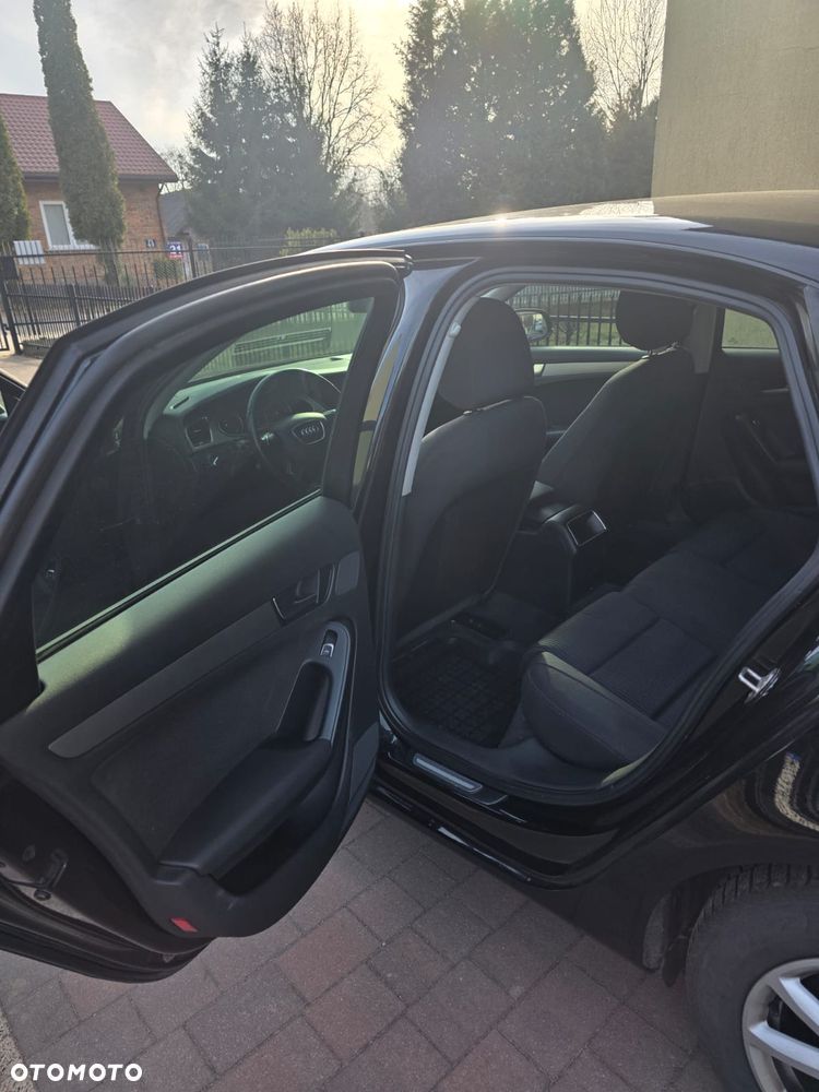 Audi A4 Limousine 2.0 TDI - 9