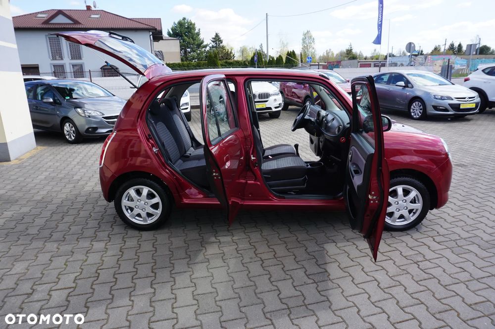 Daihatsu Trevis 1.0 Limited - 17