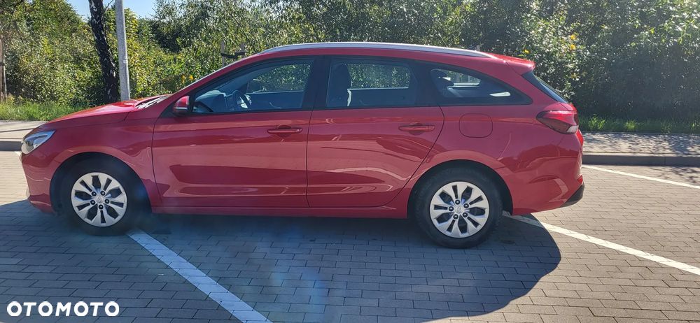 Hyundai i30 1.6 CRDi Classic + - 10