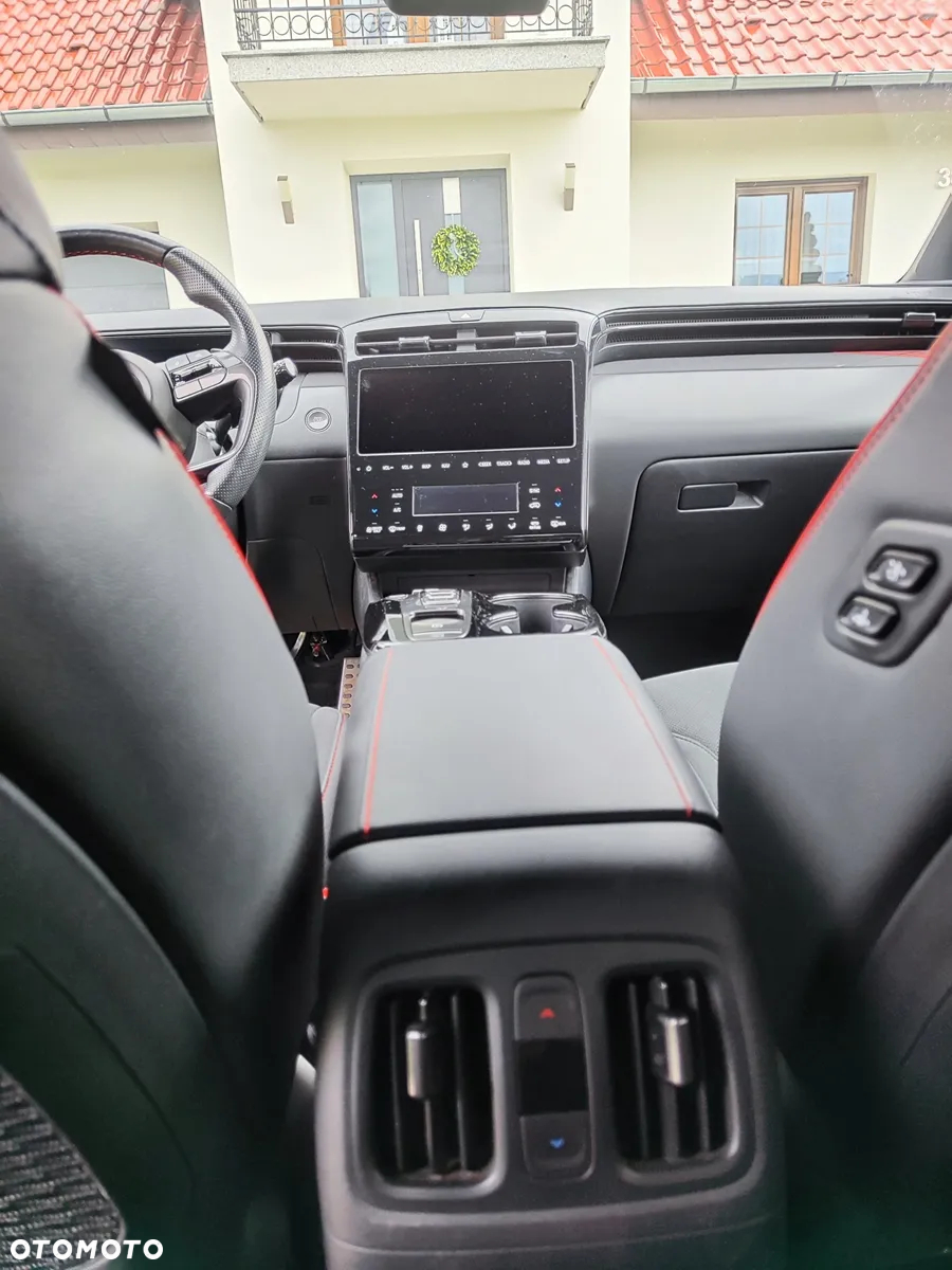 Hyundai Tucson 1.6 T-GDi HEV Platinum N Line 4WD - 13