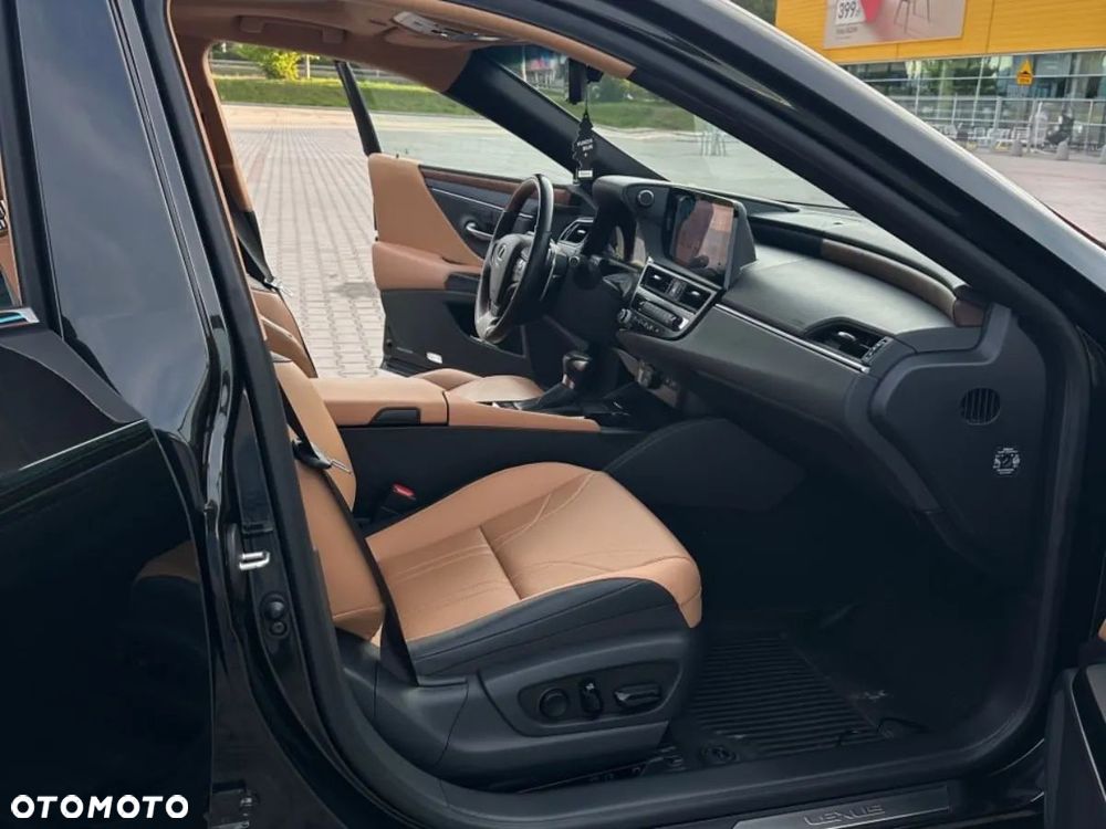 Lexus ES - 8