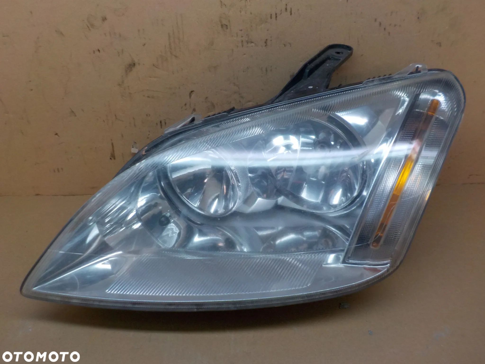 FORD C-MAX MK1 LAMPA LEWA PRZÓD EU - 1