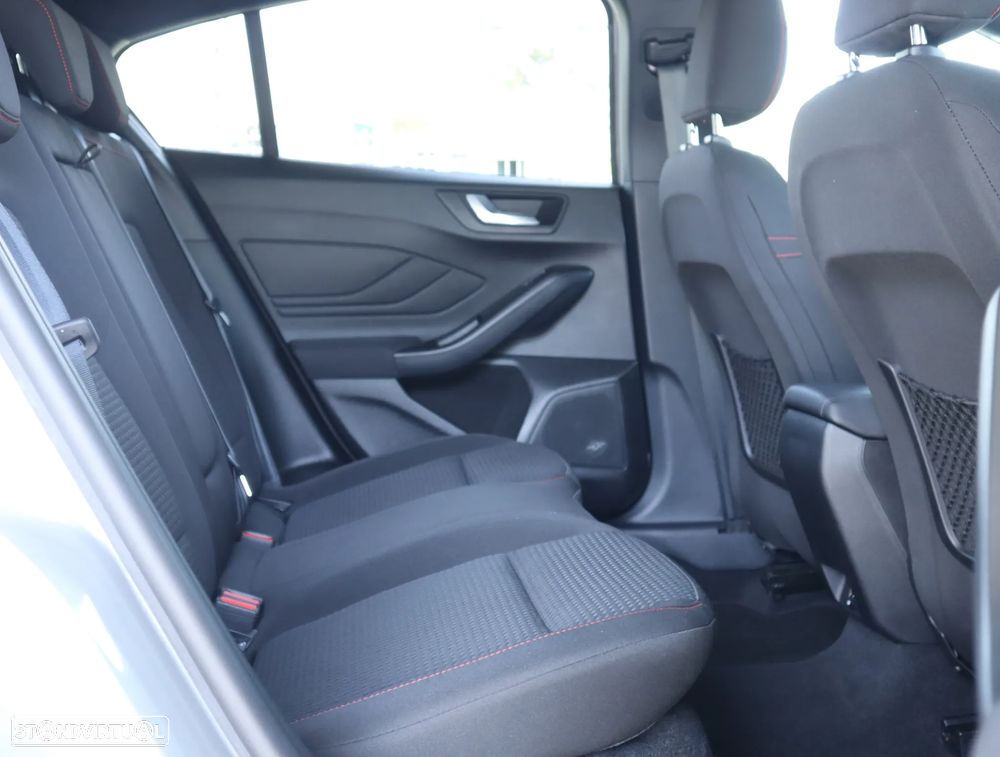 Ford Focus 1.0 EcoBoost MHEV ST-Line Style SIP - 19