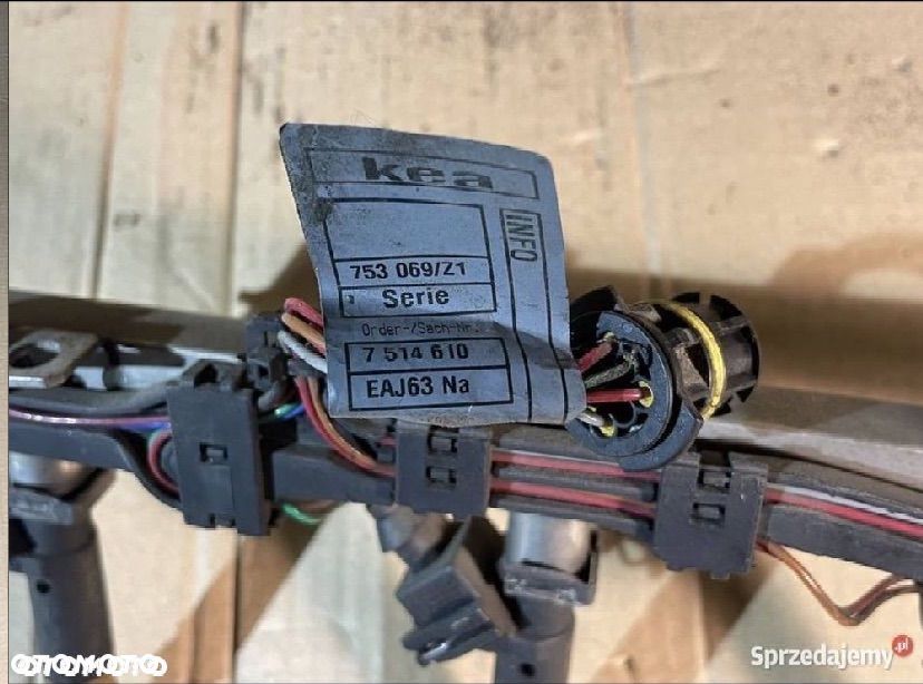 7514610 Listwa wtryskowa wtryski 3.6 v8 bmw 7 e65 e66 - 3