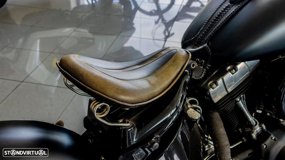 Harley-Davidson Softail Cross Bones - 19