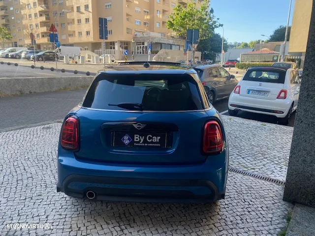 MINI 5 Portas Cooper Aut. - 57