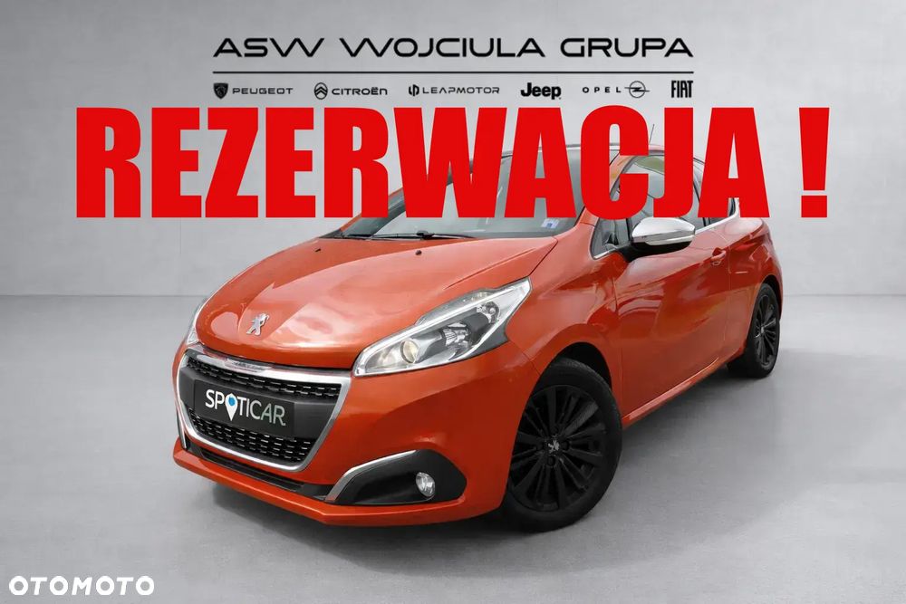 Peugeot 208 - 1
