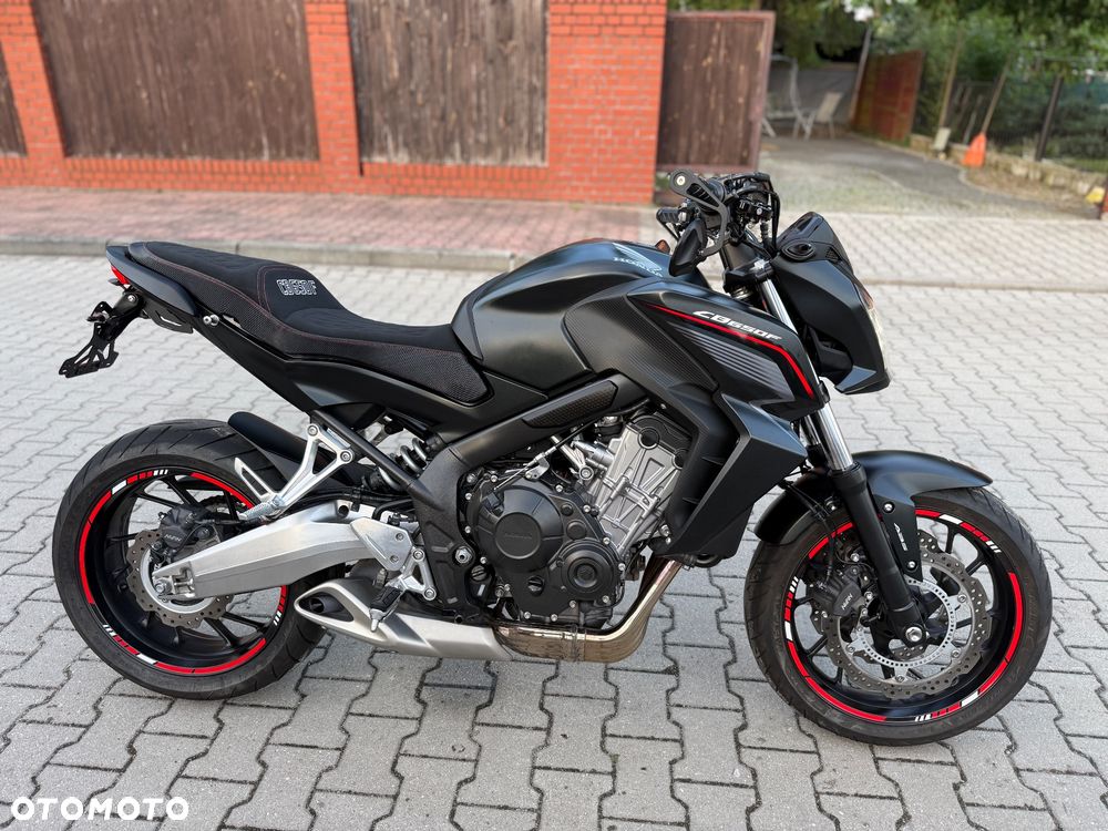 Honda CB - 4
