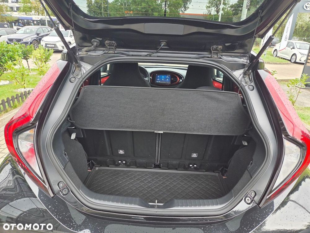 Toyota Aygo X - 18