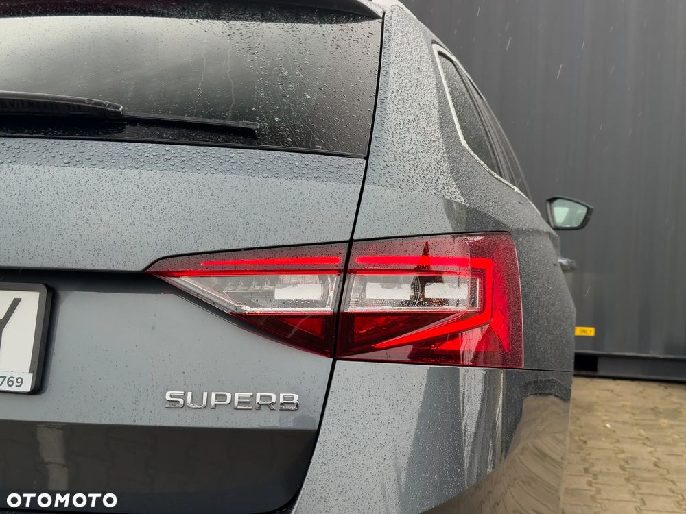 Skoda Superb 1.8 TSI Active DSG - 12