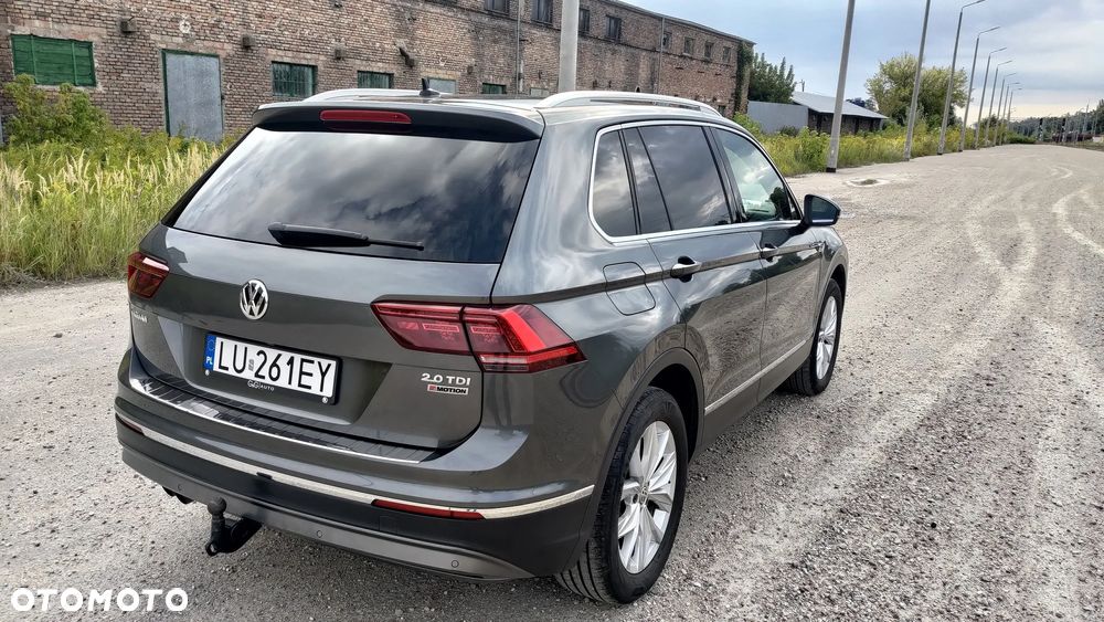 Volkswagen Tiguan 2.0 TDI SCR 4MotION DSG R-Line - 4
