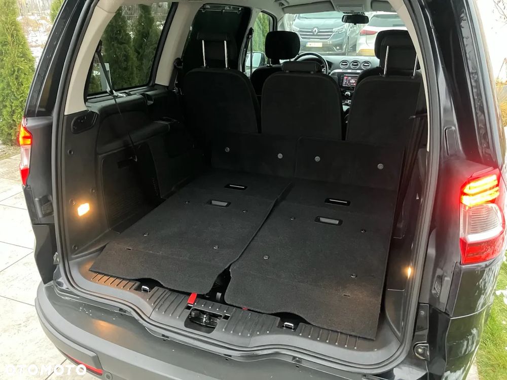 Ford Galaxy 2.0 TDCi Titanium - 22