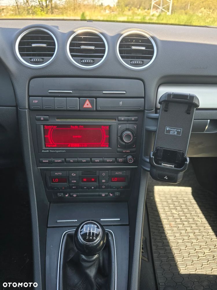 Audi A4 Cabrio 2.0 TDI DPF - 21
