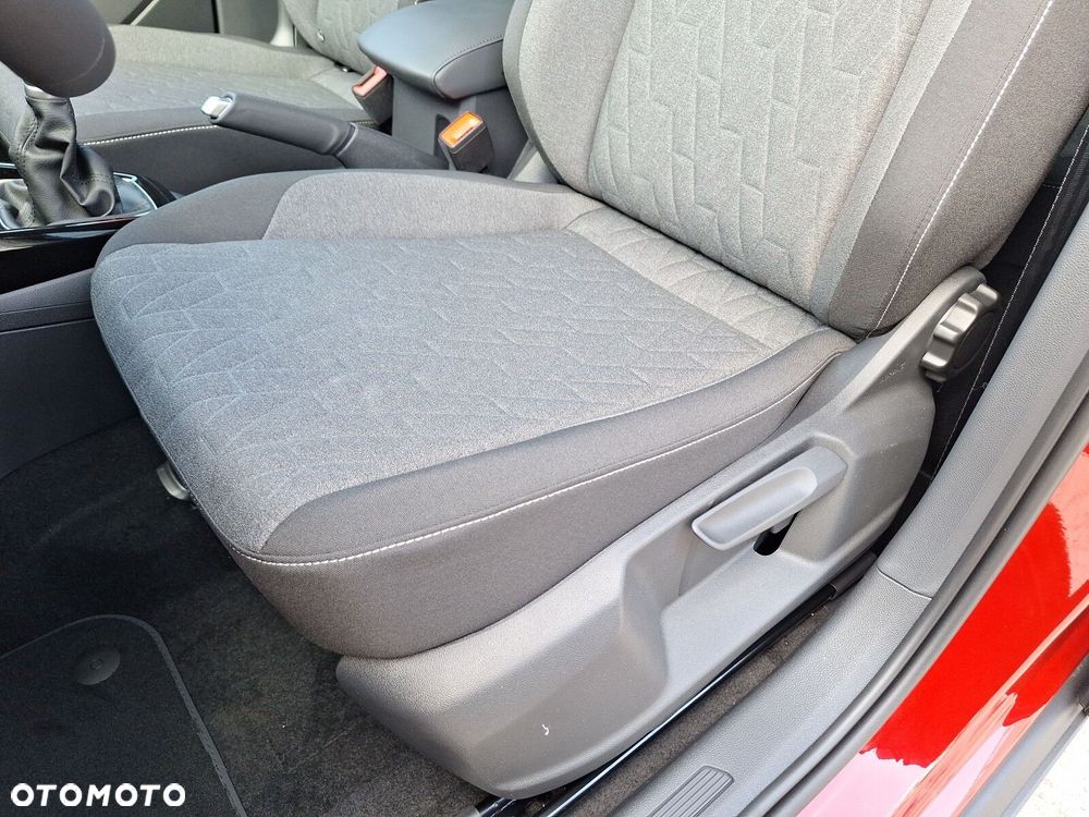 Volkswagen T-Cross - 12