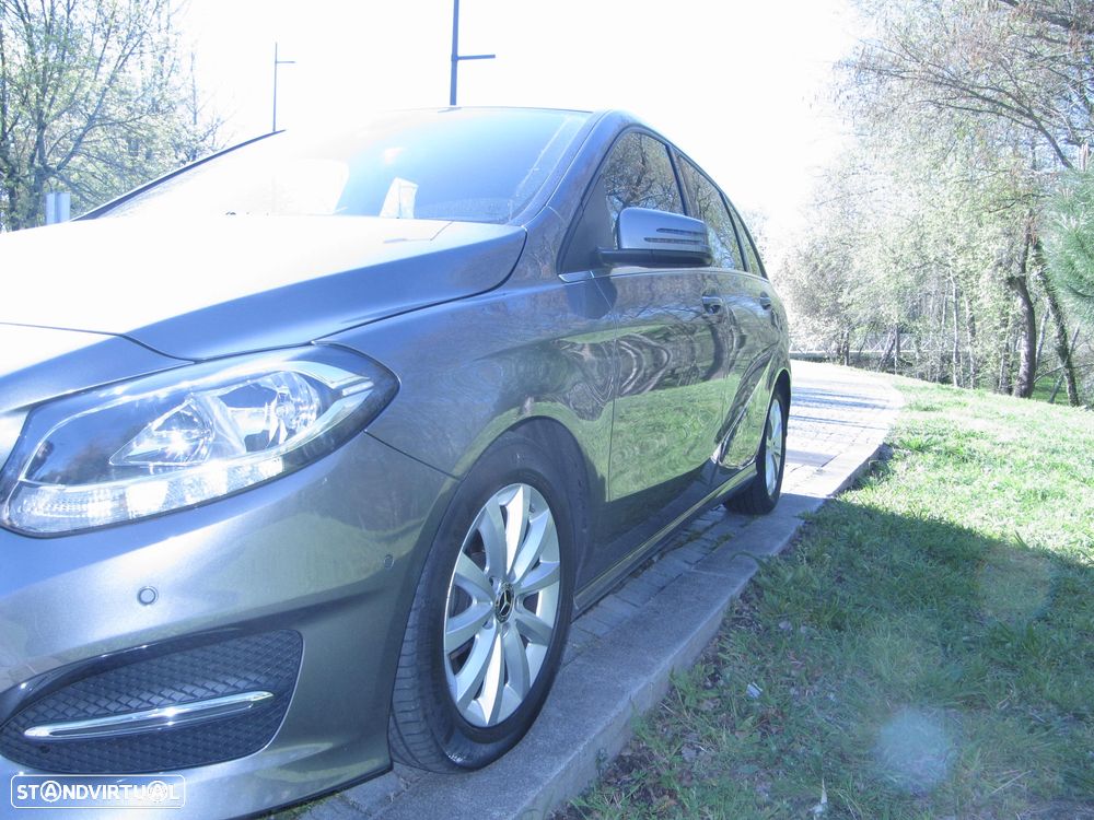 Mercedes-Benz B 180 d Urban - 7