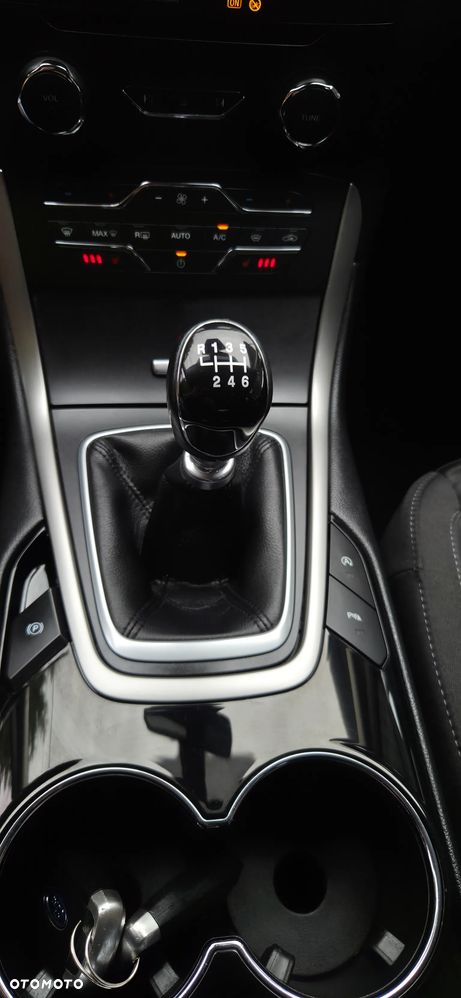 Ford S-Max 1.5 EcoBoost Titanium - 29