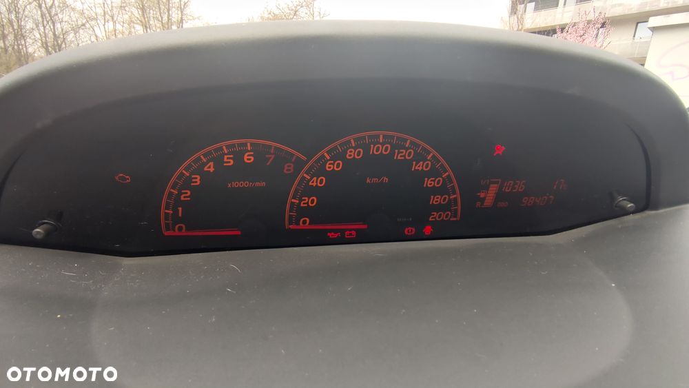 Toyota Yaris 1.33 Active - 11