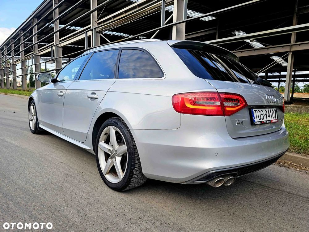 Audi A4 Avant 2.0 TDI DPF quattro S tronic S line Sportpaket - 3